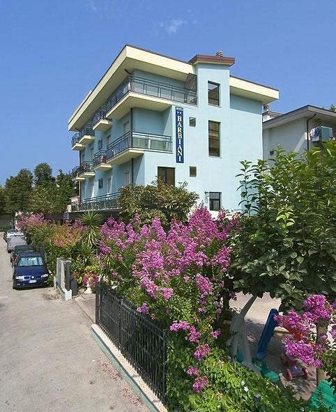 Hotel Barbiani Rimini Exteriér fotografie