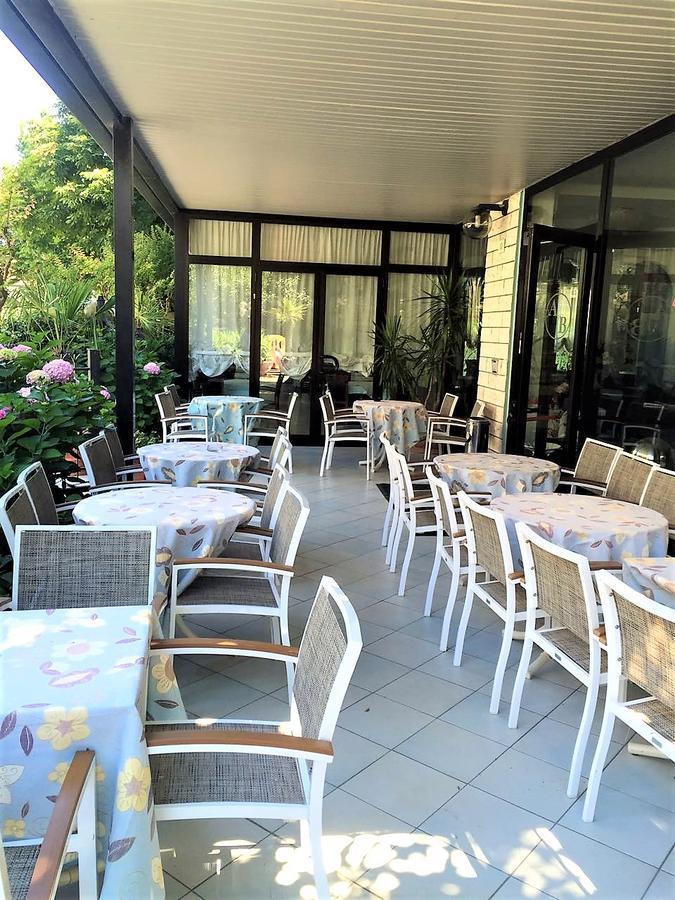 Hotel Barbiani Rimini Exteriér fotografie
